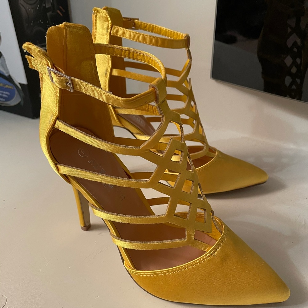 Yellow Heels